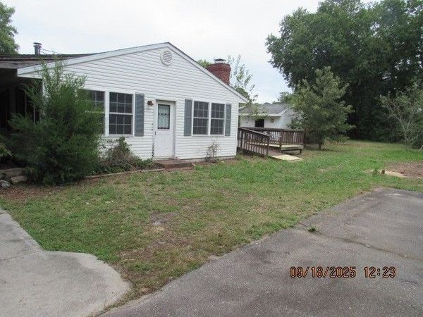 1678 FITCHETTS WHARF Road, Moon, VA 23119