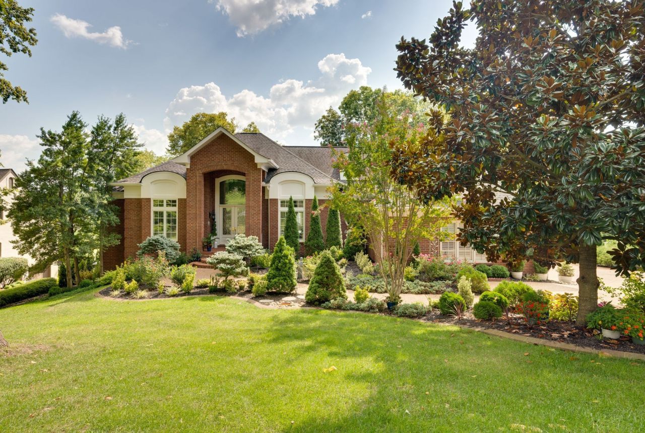 8 Carmel Ln, Brentwood, TN 37027 Main Photo