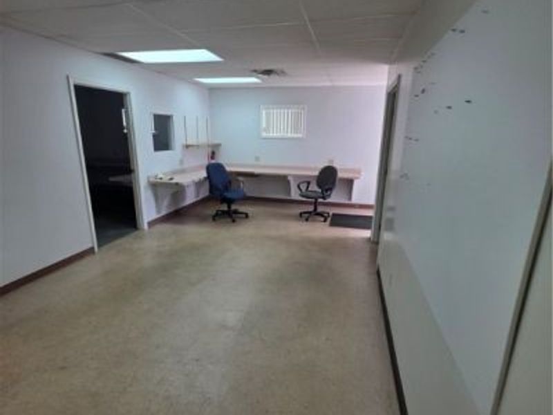 41981 N Ridge Road, Elyria, OH 44035 Photo 10