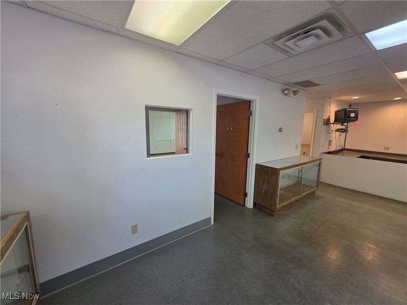 41981 N Ridge Road, Elyria, OH 44035 Photo 12