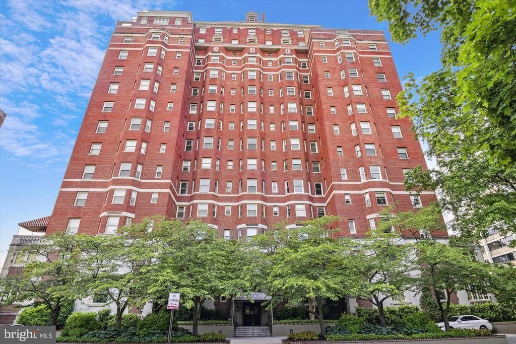 3908 N Charles Street, Unit 501, Baltimore, MD 21218 Main Photo