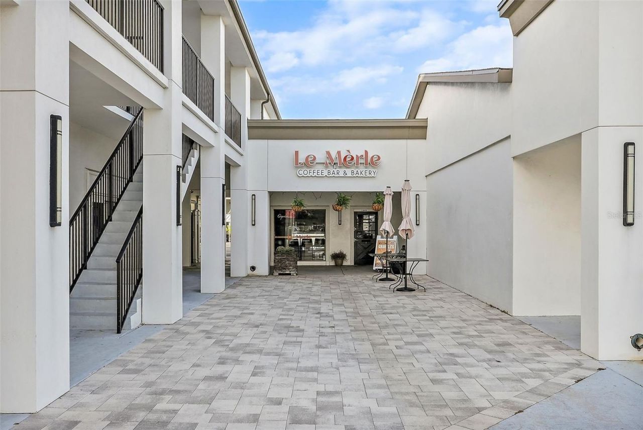 131 Bluff View Drive, Unit 103, Belleair Bluffs, FL 33770 Photo