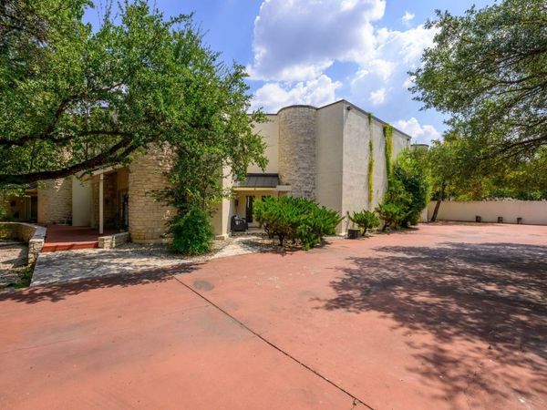 1 Crystal Springs CT, Unit G, The Hills, TX 78738