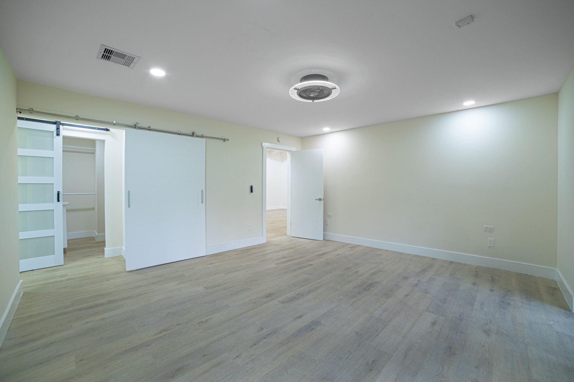 8008 Eastlake Drive, Unit 12-a, Boca Raton, FL 33433 Photo