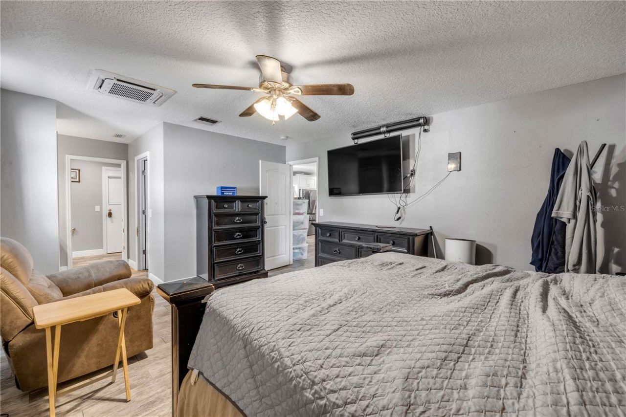 2097 Cleo Lane, Deltona, FL 32738 Photo