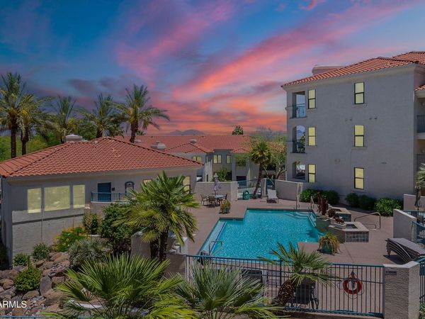 16715 E EL LAGO Boulevard, Unit 212, Fountain Hills, AZ 85268