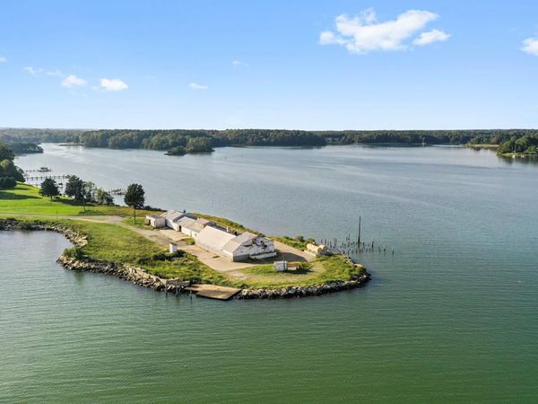 1470 White Point Road, KINSALE, VA 22488