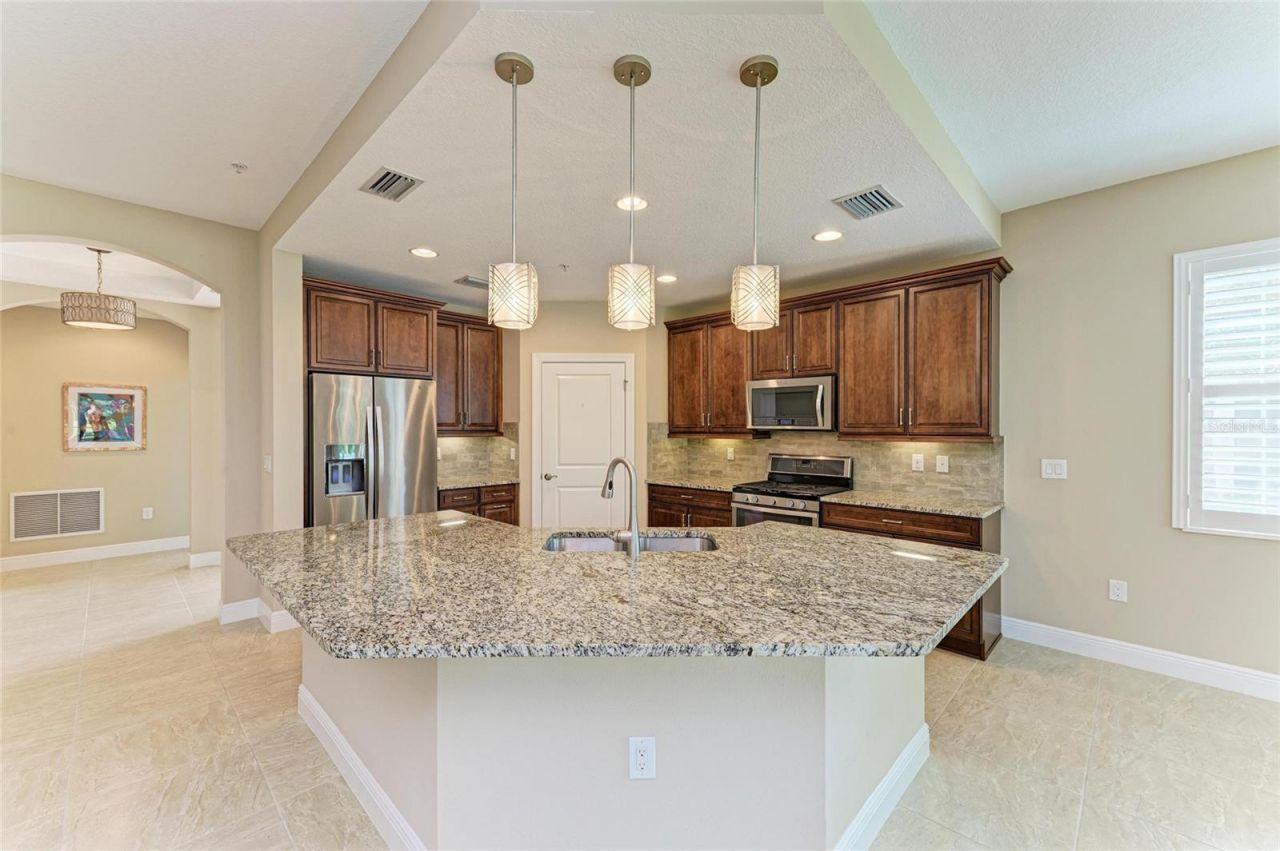7546 Divot Loop, Lakewood Ranch, FL 34202 Photo