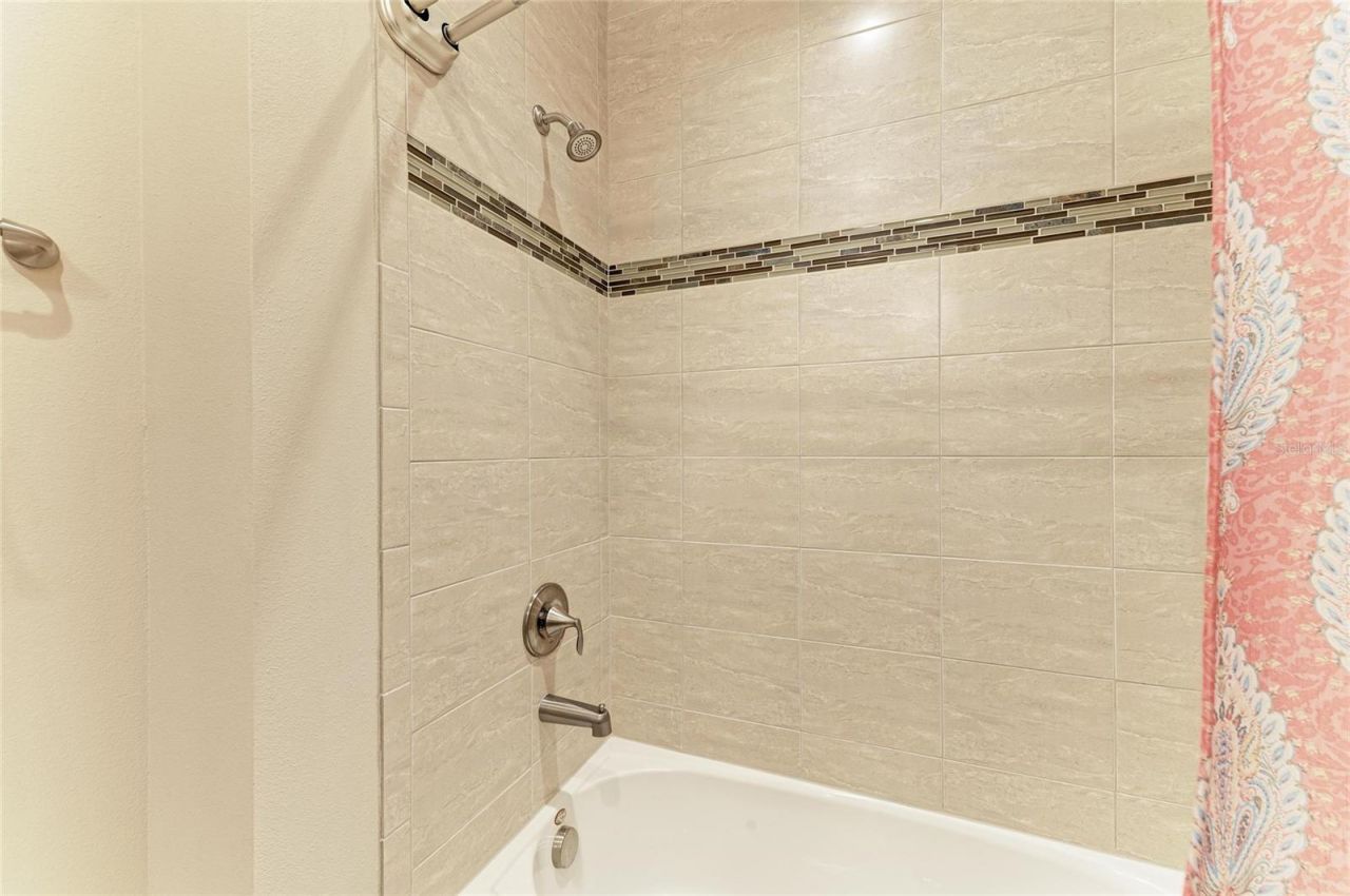 7546 Divot Loop, Lakewood Ranch, FL 34202 Photo