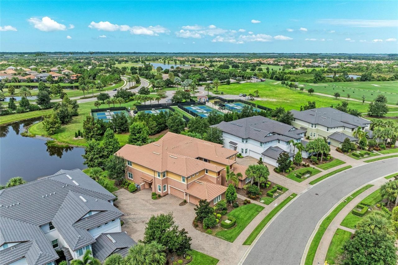 7546 Divot Loop, Lakewood Ranch, FL 34202 Photo