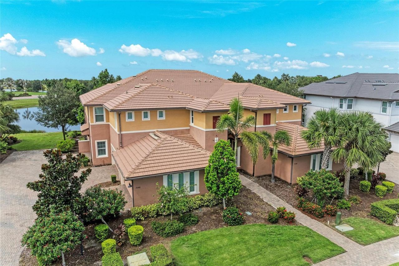 7546 Divot Loop, Lakewood Ranch, FL 34202 Photo