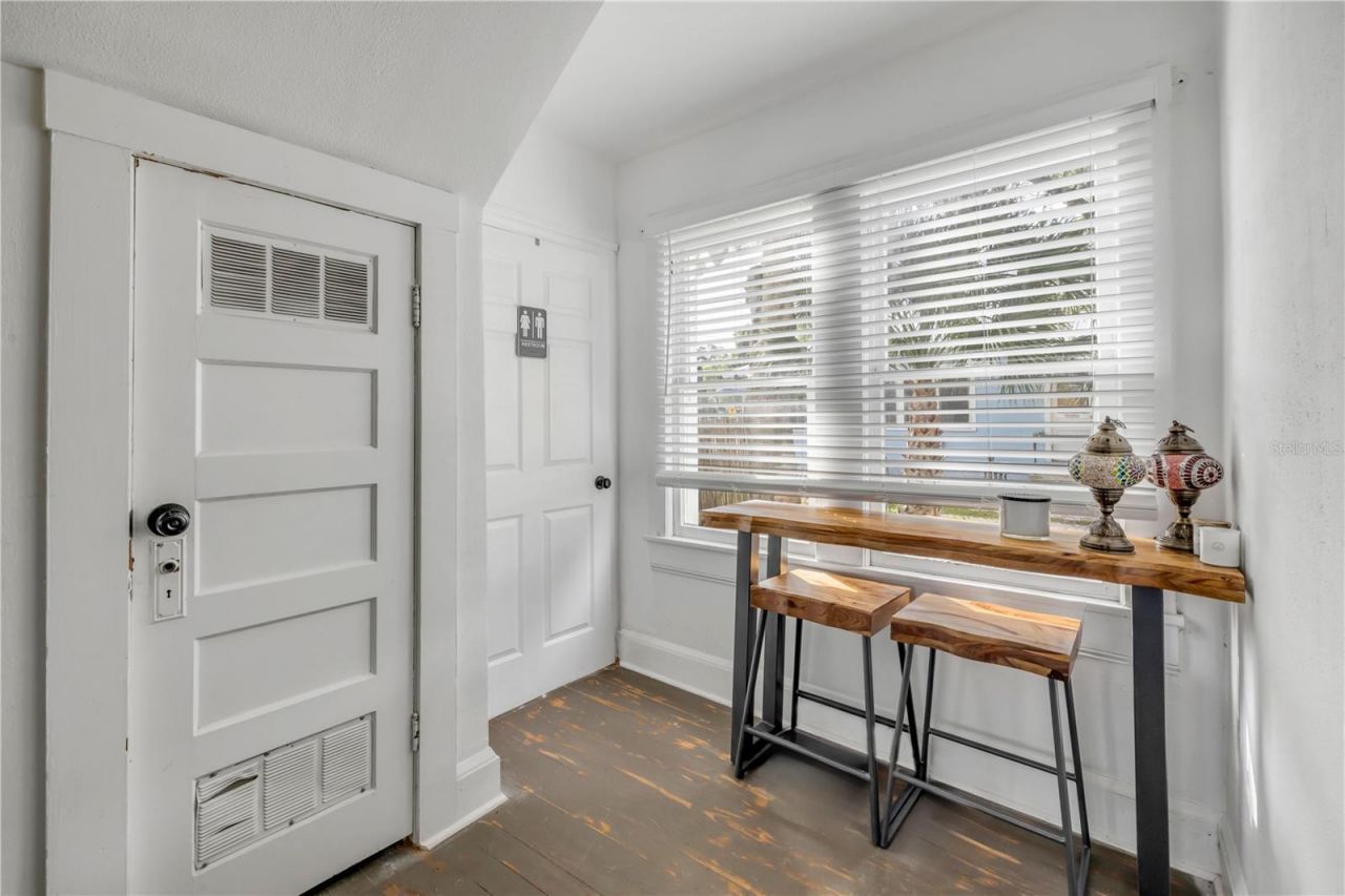 200 Live Oak Street, New Smyrna Beach, FL 32168 Photo