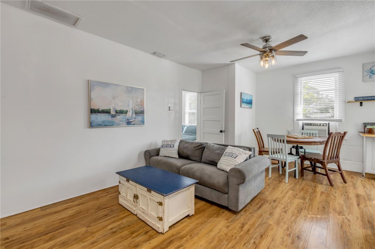 200 Live Oak Street, New Smyrna Beach, FL 32168 Photo