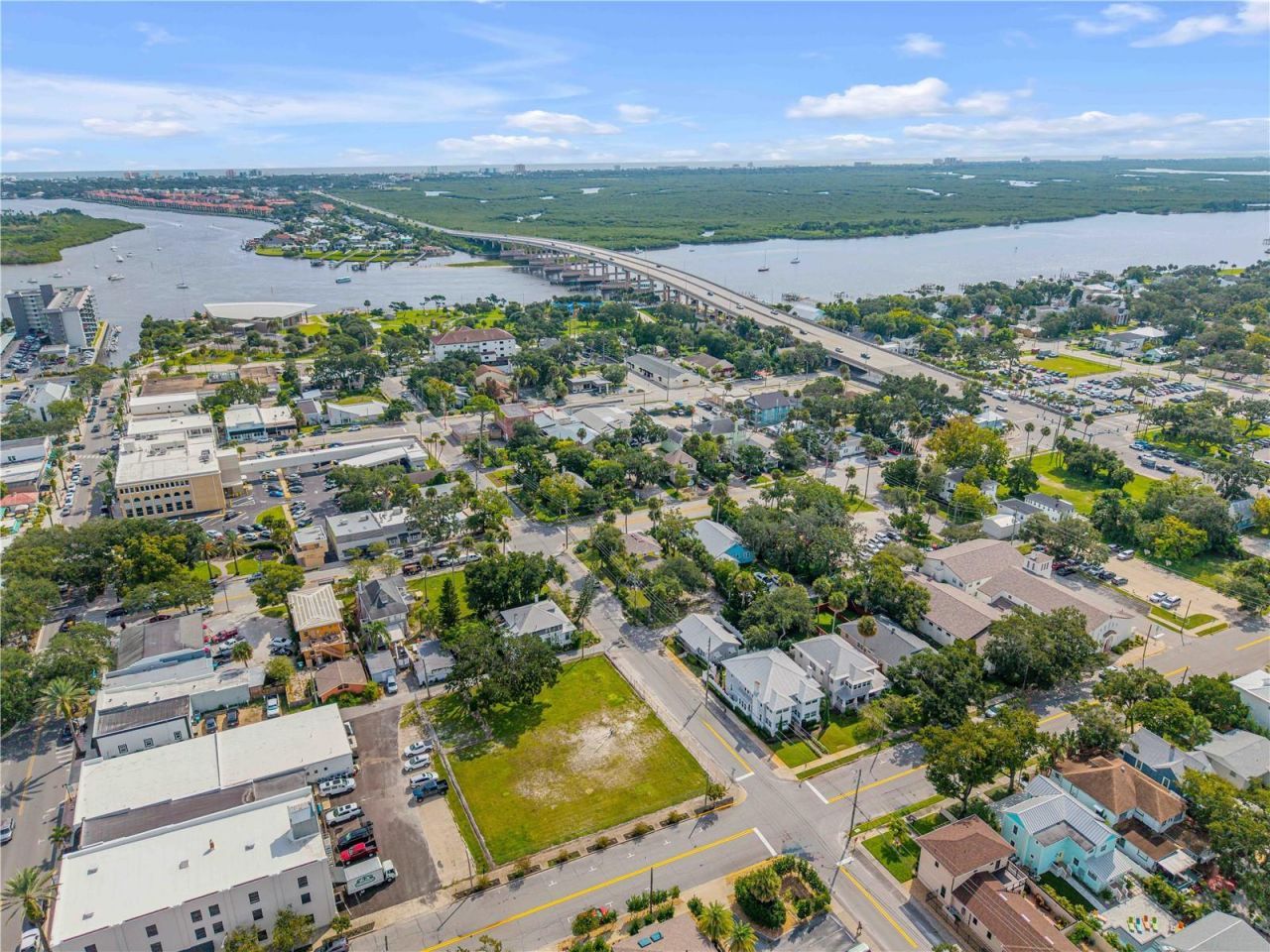 200 Live Oak Street, New Smyrna Beach, FL 32168 Photo