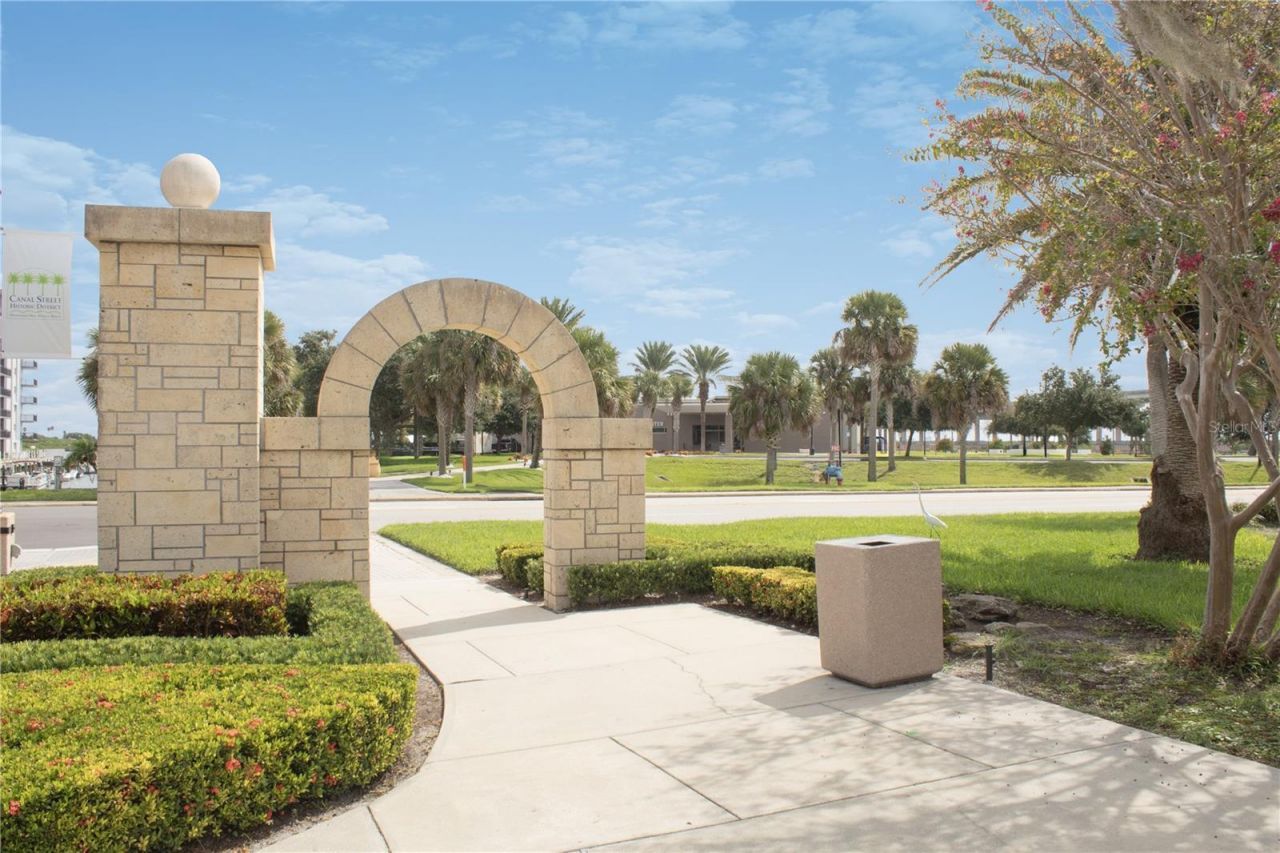 200 Live Oak Street, New Smyrna Beach, FL 32168 Photo