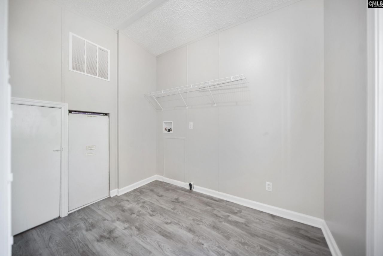 145 Glencrest Drive Photo 13