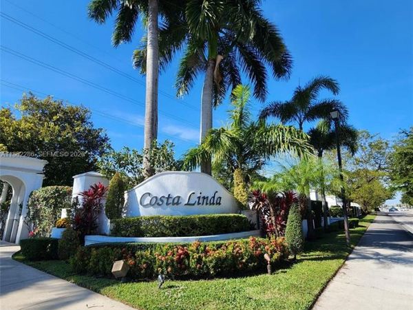 5570 NW 107th Ave, Unit 902, Doral, FL 33178