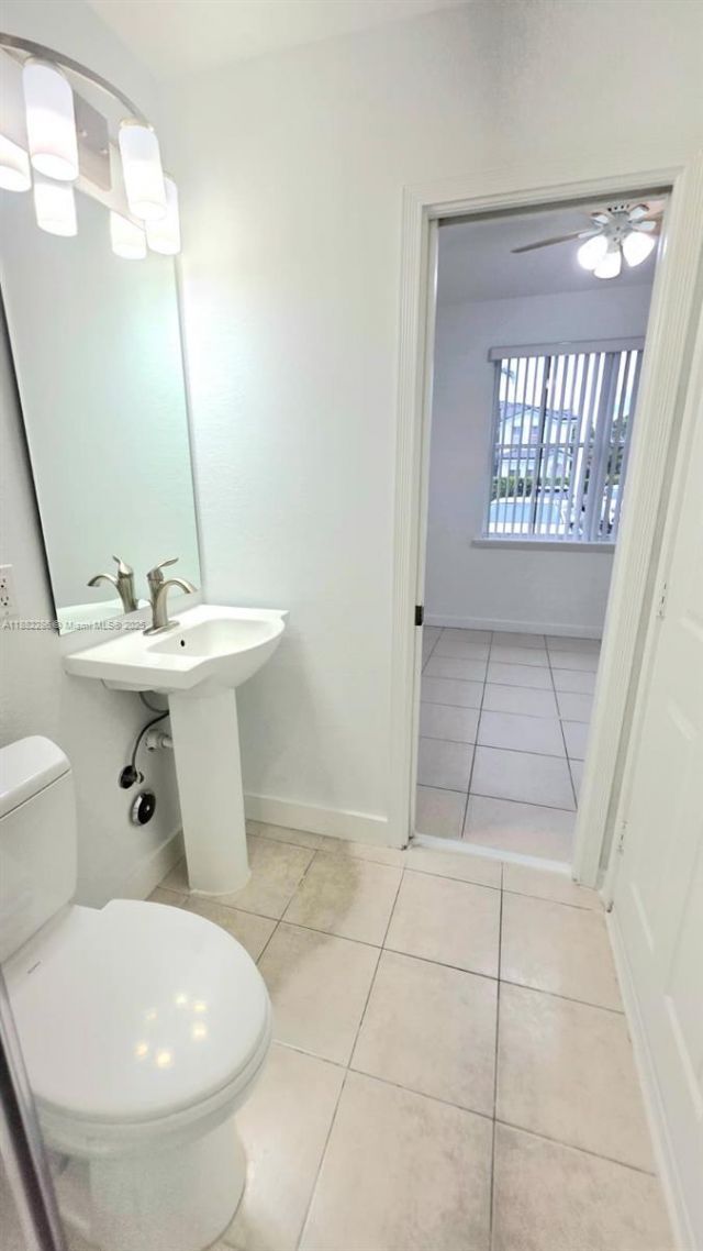 5570 NW 107th Ave, Unit 902, Doral, FL 33178 Photo