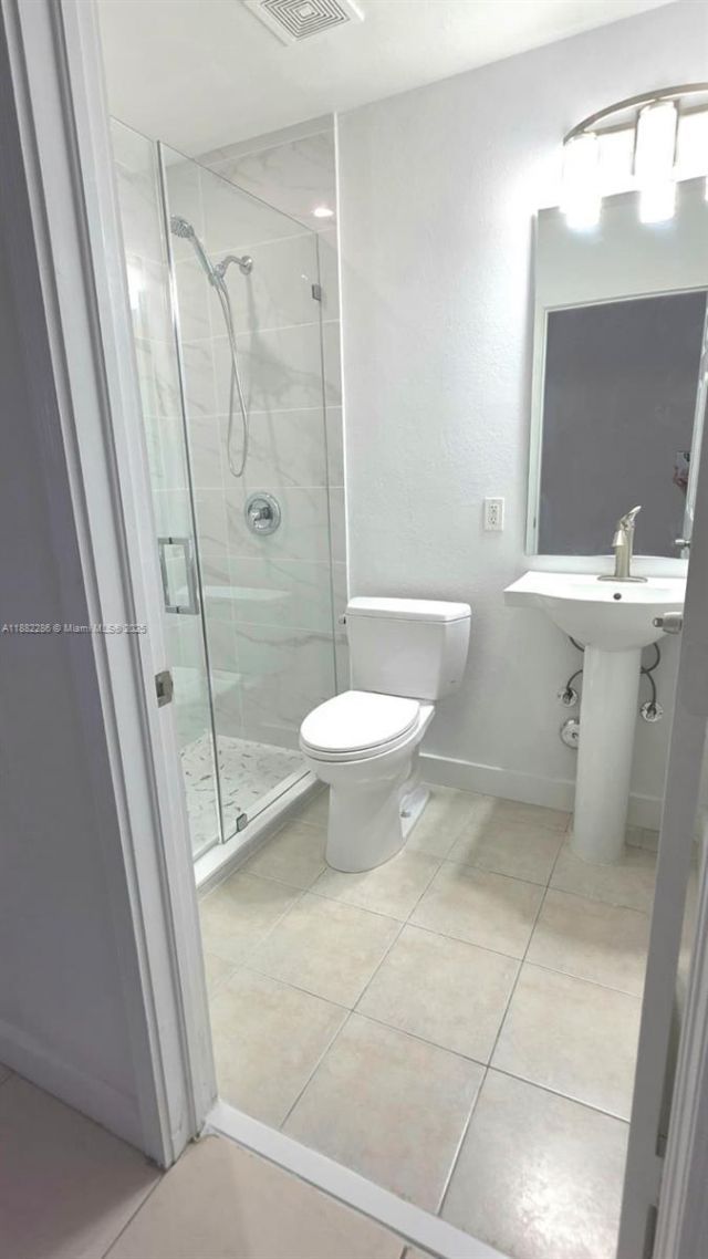 5570 NW 107th Ave, Unit 902, Doral, FL 33178 Photo