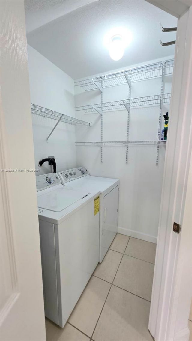 5570 NW 107th Ave, Unit 902, Doral, FL 33178 Photo