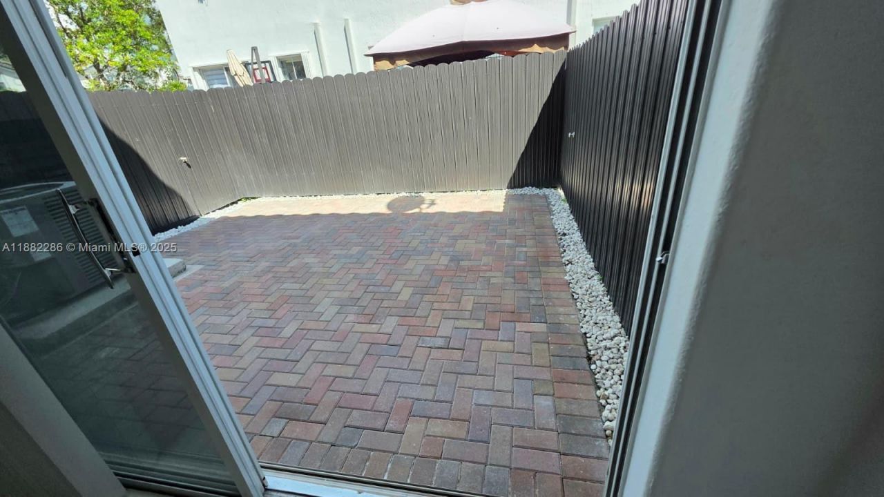 5570 NW 107th Ave, Unit 902, Doral, FL 33178 Photo