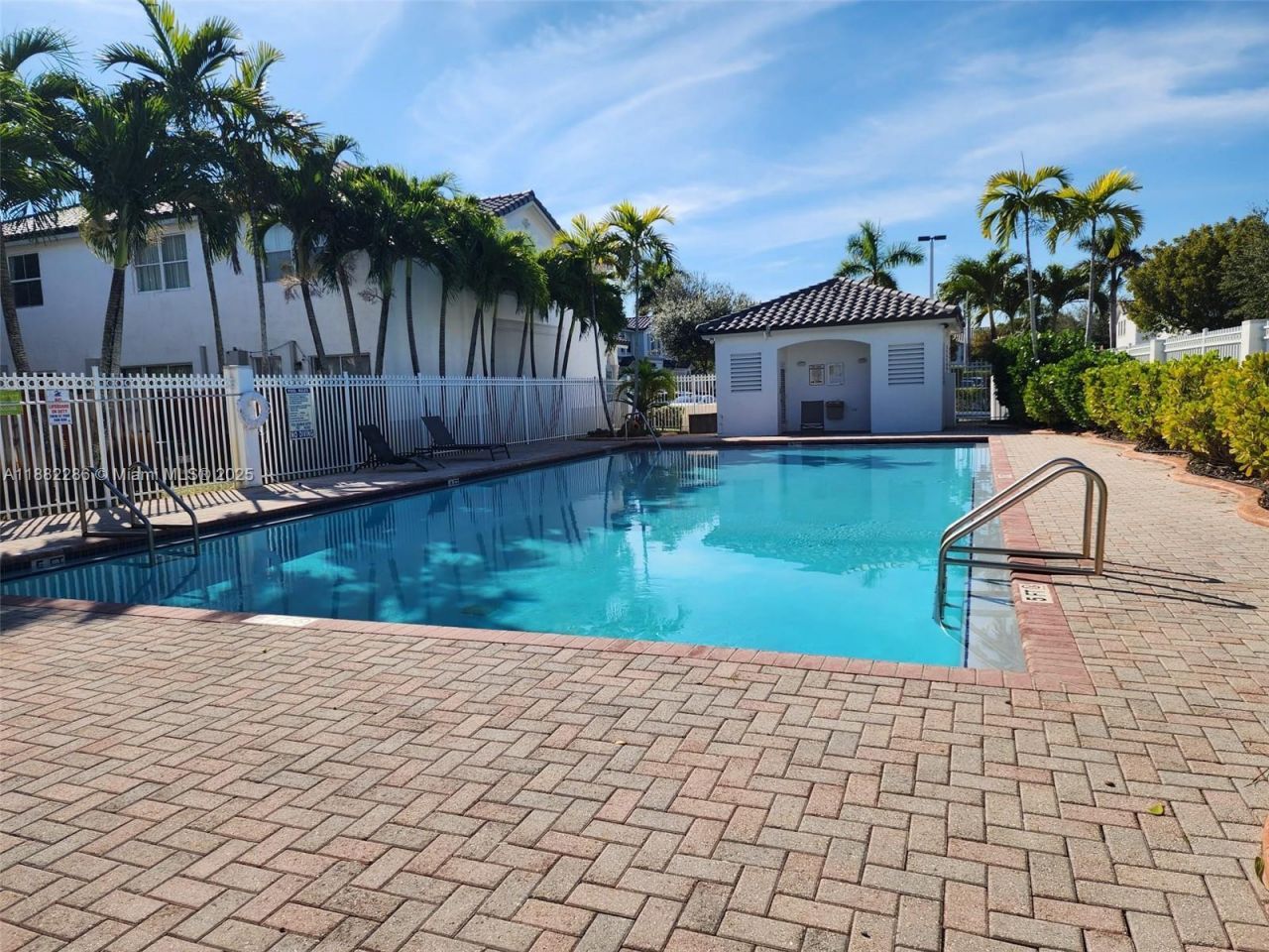 5570 NW 107th Ave, Unit 902, Doral, FL 33178 Photo