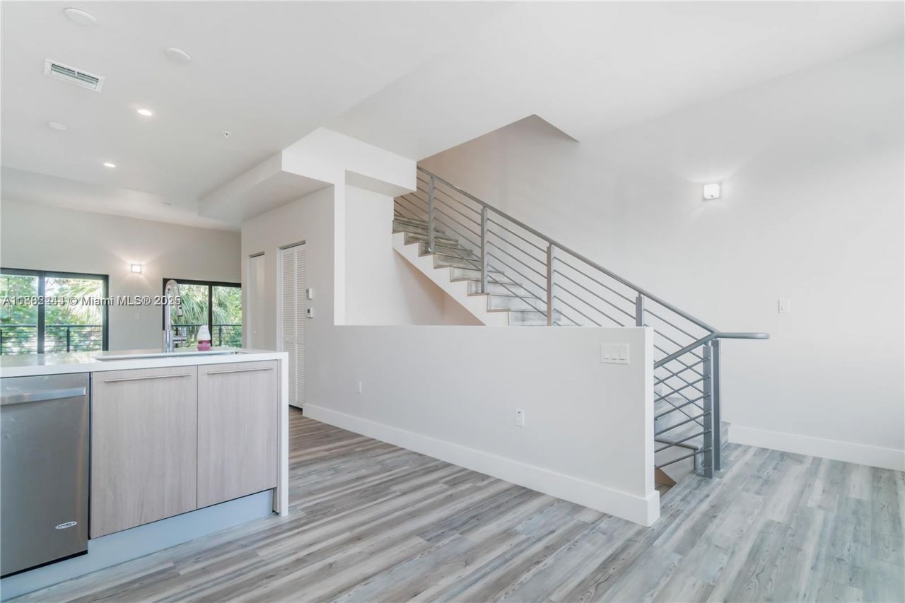 532 SE 1st Cir, Pompano Beach, FL 33060 Photo