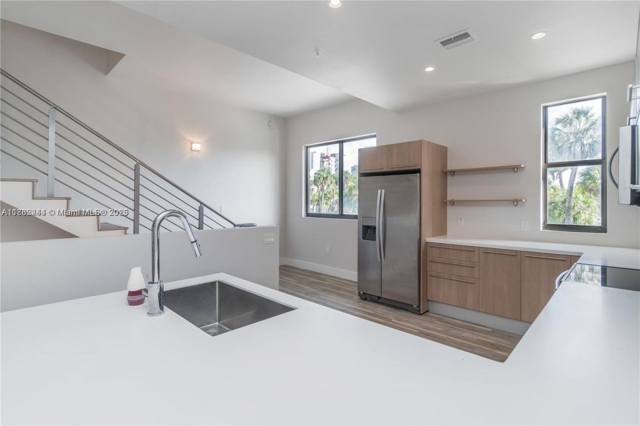 532 SE 1st Cir, Pompano Beach, FL 33060 Photo