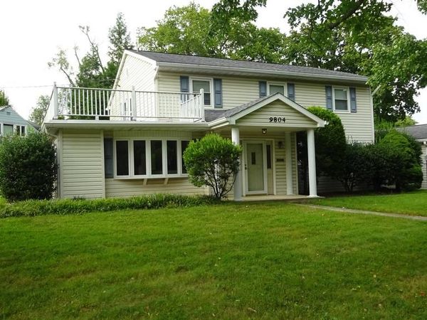 9804 BROAD STREET, BETHESDA, MD 20814