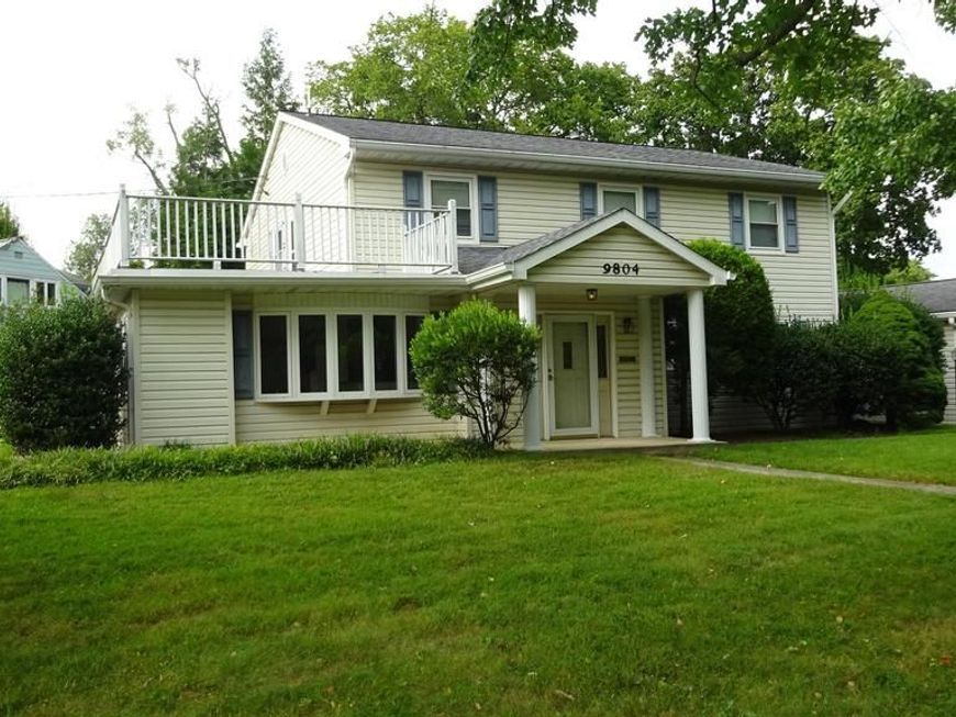 9804 Broad Street, Bethesda, MD 20814 Main Photo