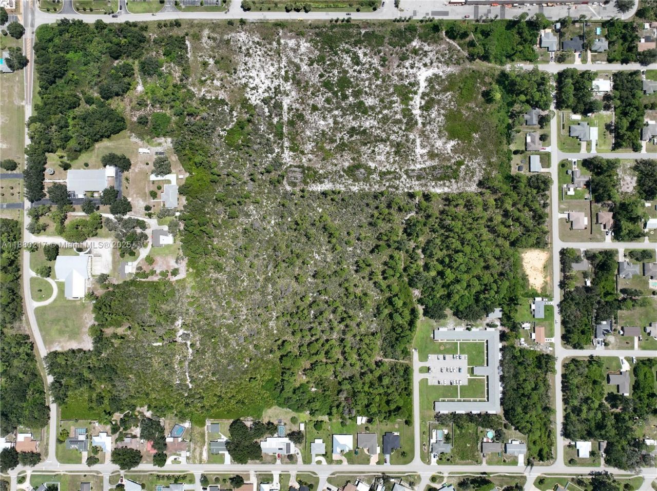 530 Lotus, Sebring, FL 33872 Photo