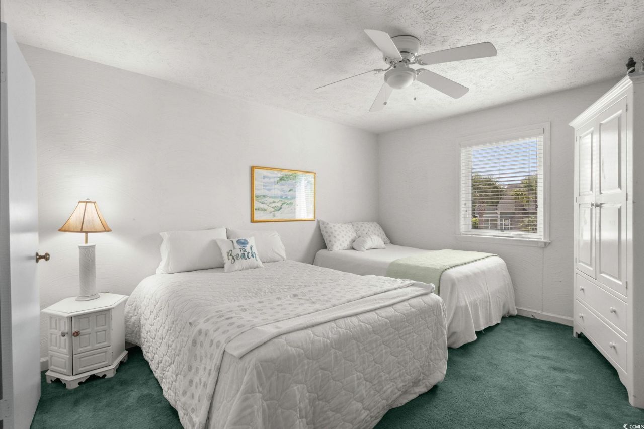 1621 Edge Dr. Photo 21