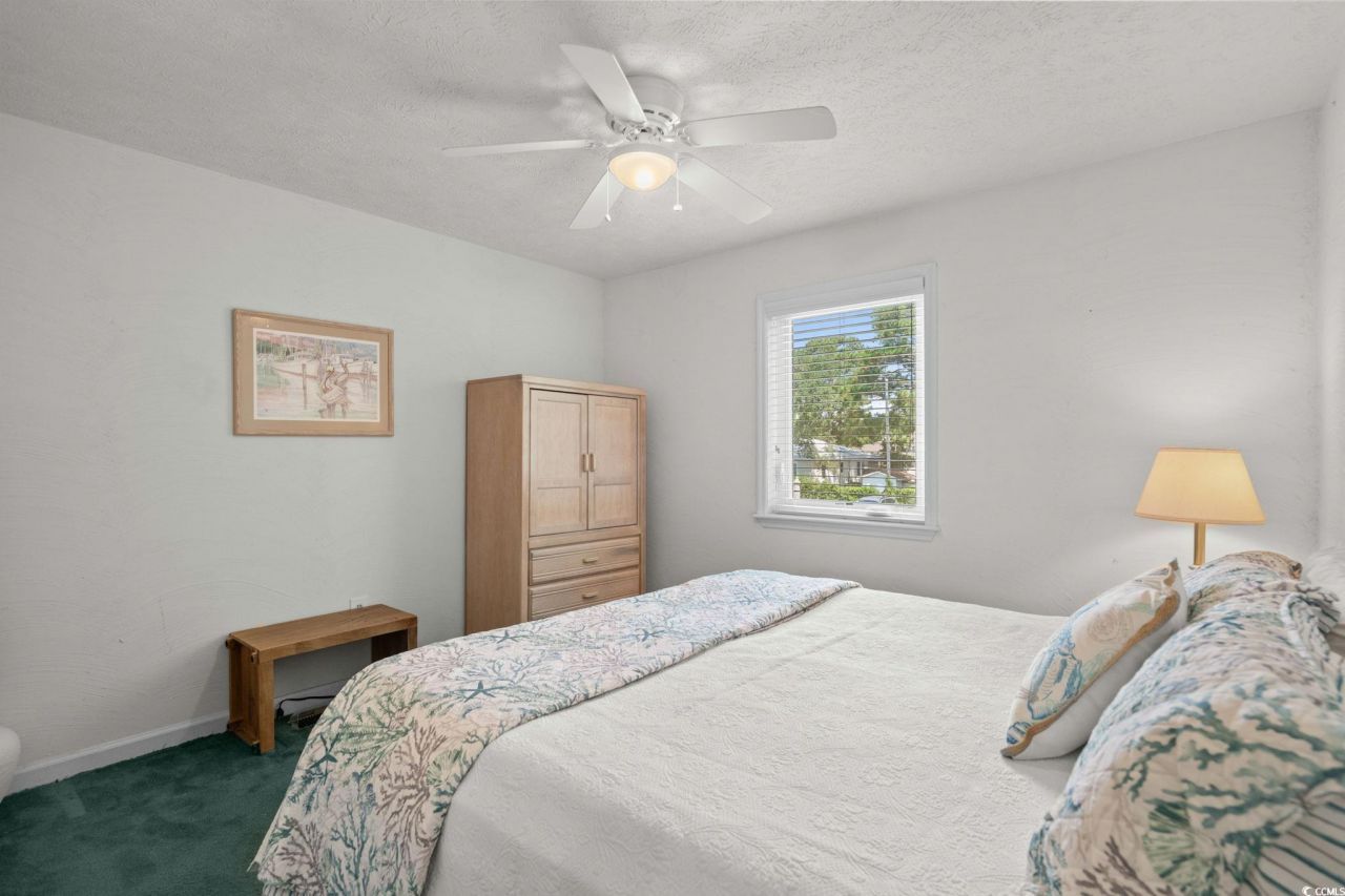 1621 Edge Dr. Photo 23