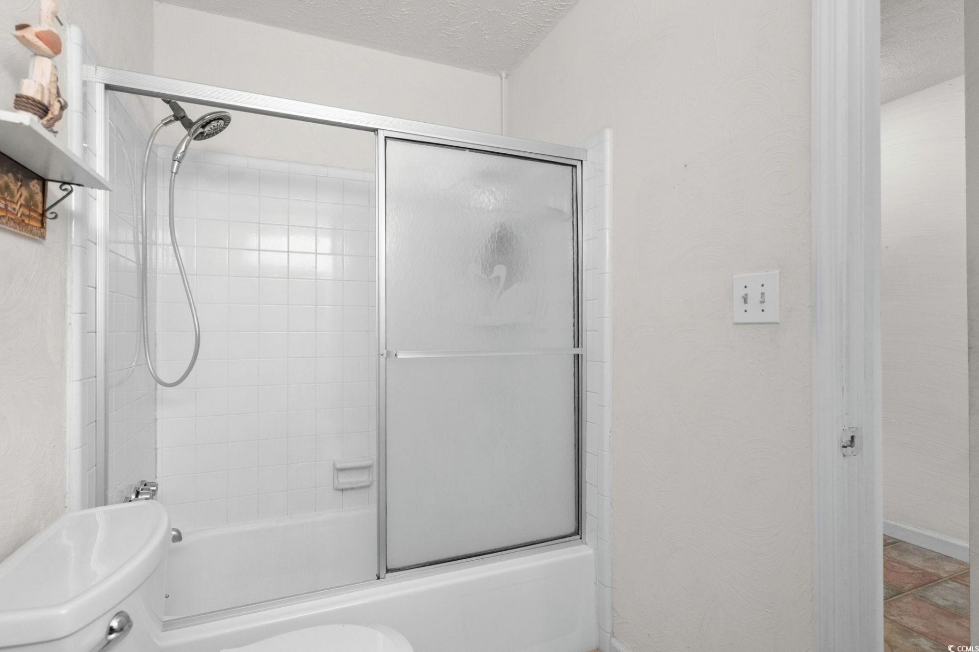 1621 Edge Dr. Photo 27