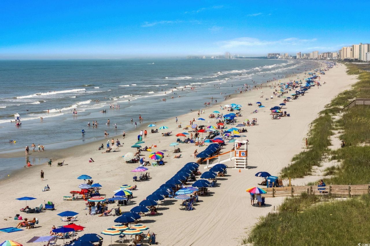 1621 Edge Dr. Photo 36