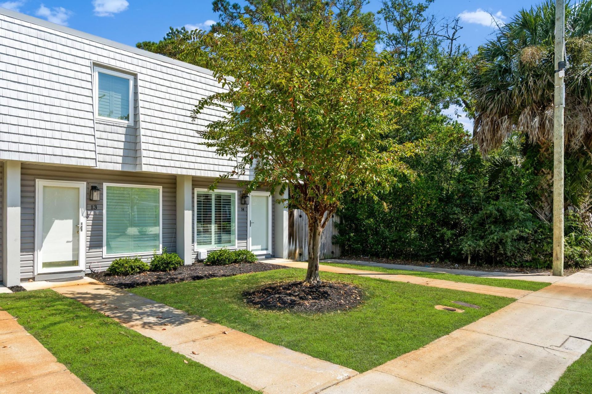 1621 Edge Dr. Photo 39