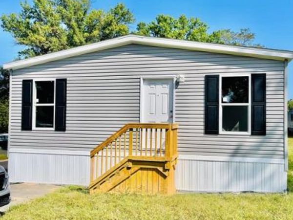 86 CHEROKEE AVENUE, DOVER, PA 17315