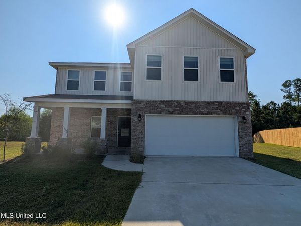 5046 Fairbury Way, D'Iberville, MS 39540