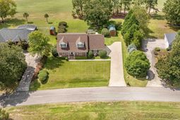 104 Cooper Drive photo 4