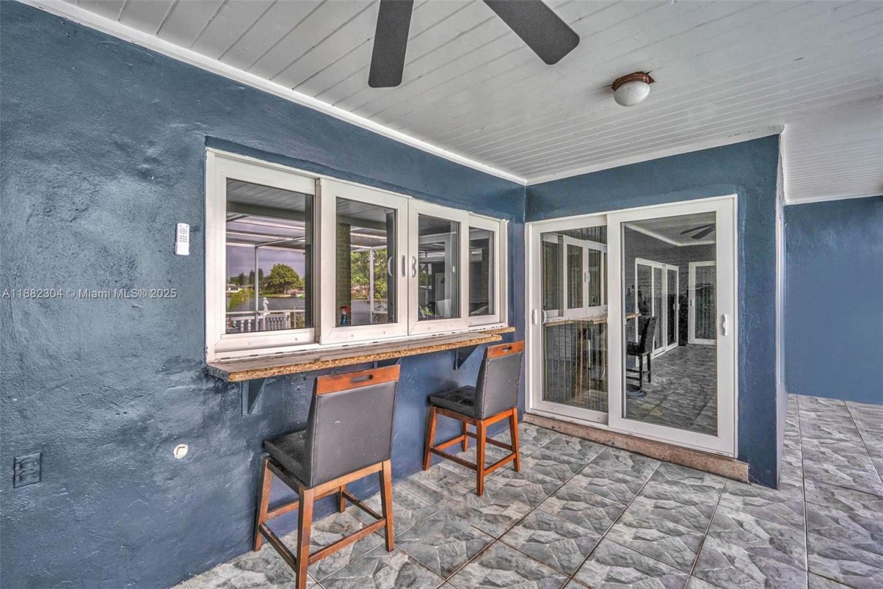 6757 Rose Dr, Miramar, FL 33023 Photo