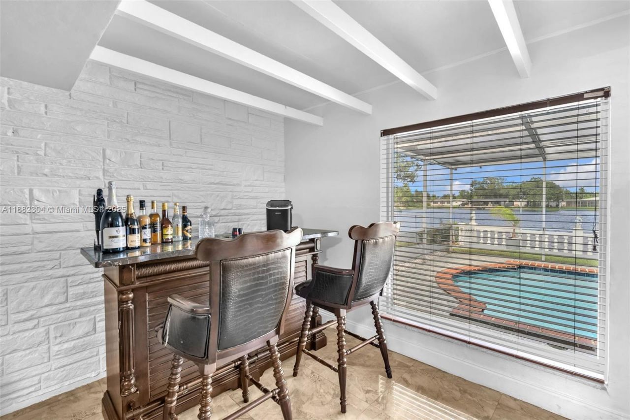 6757 Rose Dr, Miramar, FL 33023 Photo