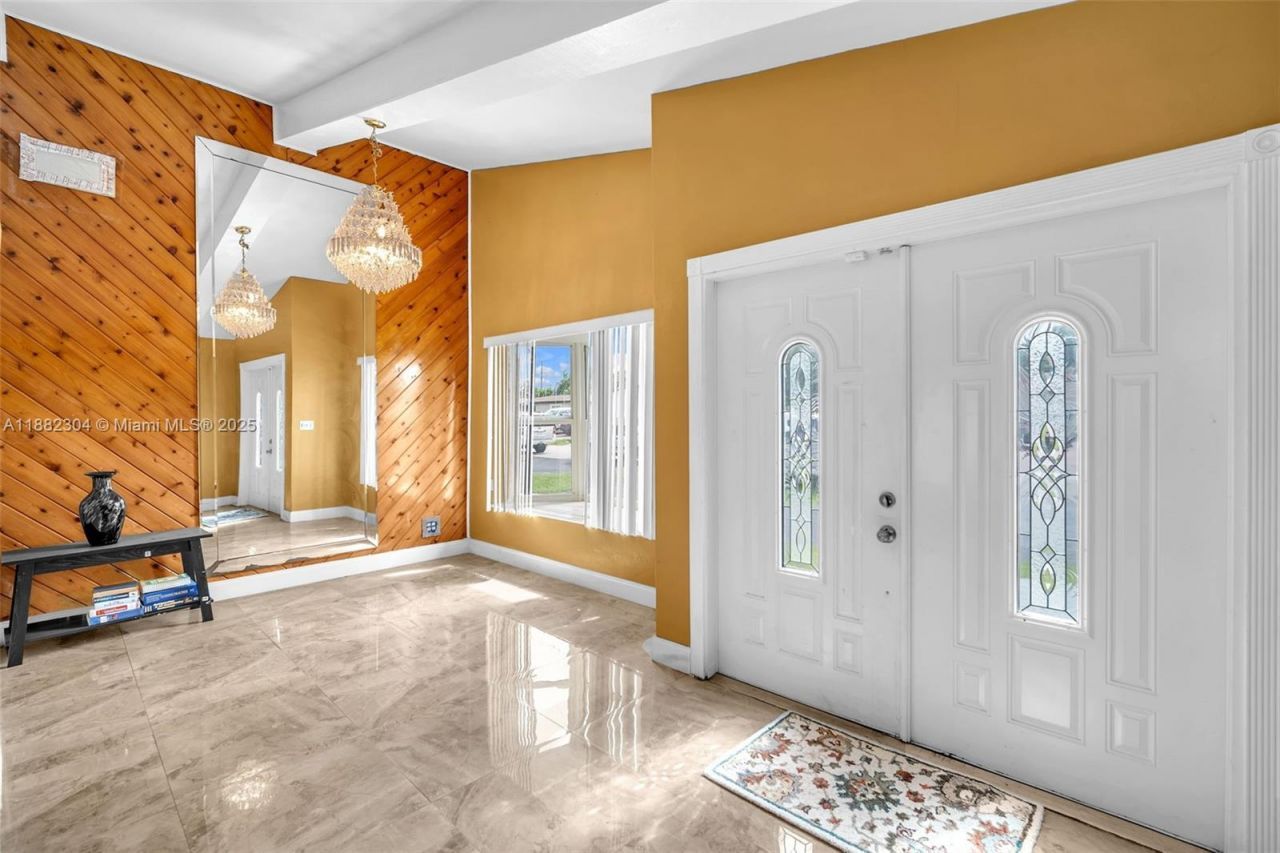 6757 Rose Dr, Miramar, FL 33023 Photo