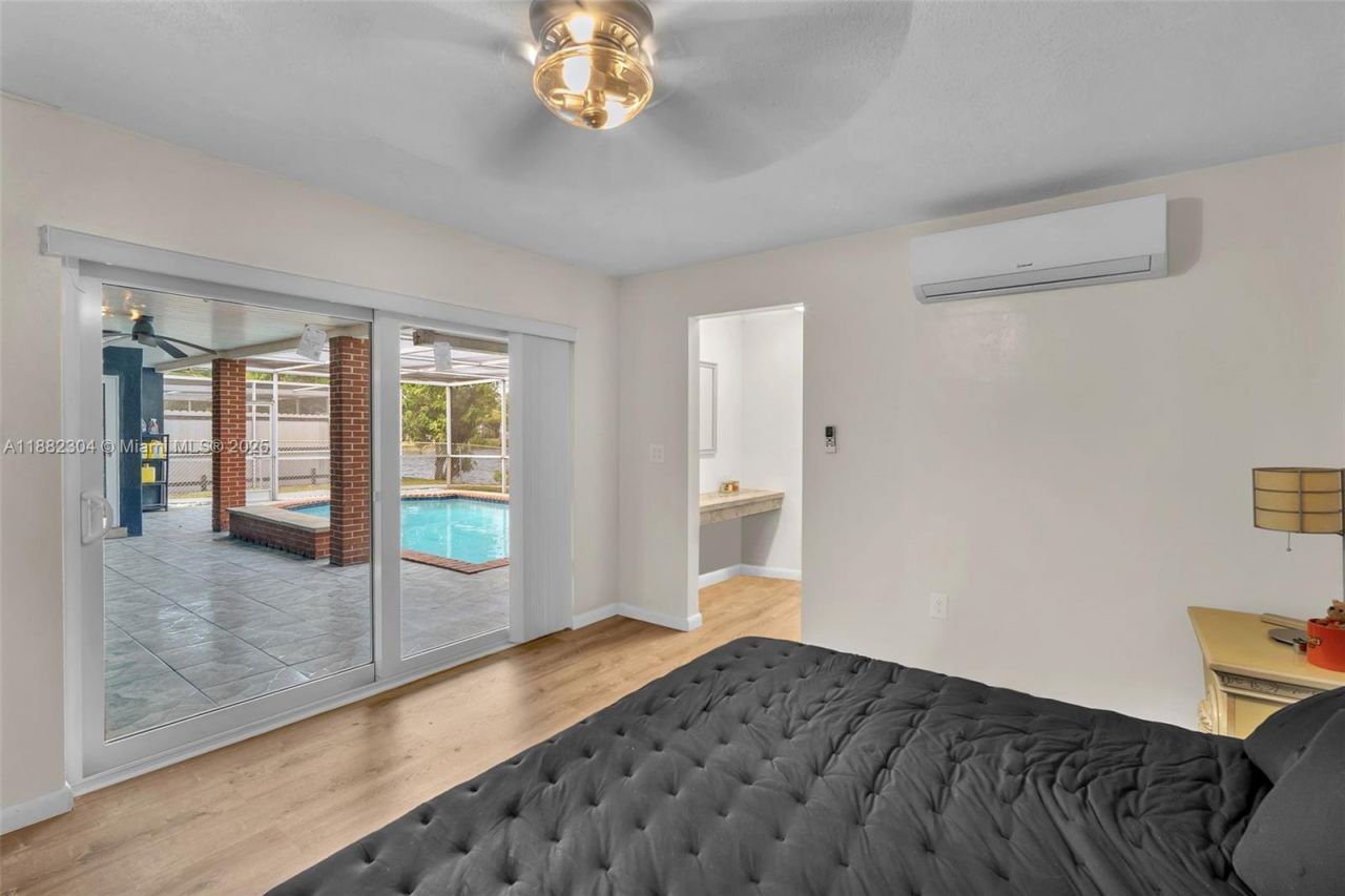 6757 Rose Dr, Miramar, FL 33023 Photo