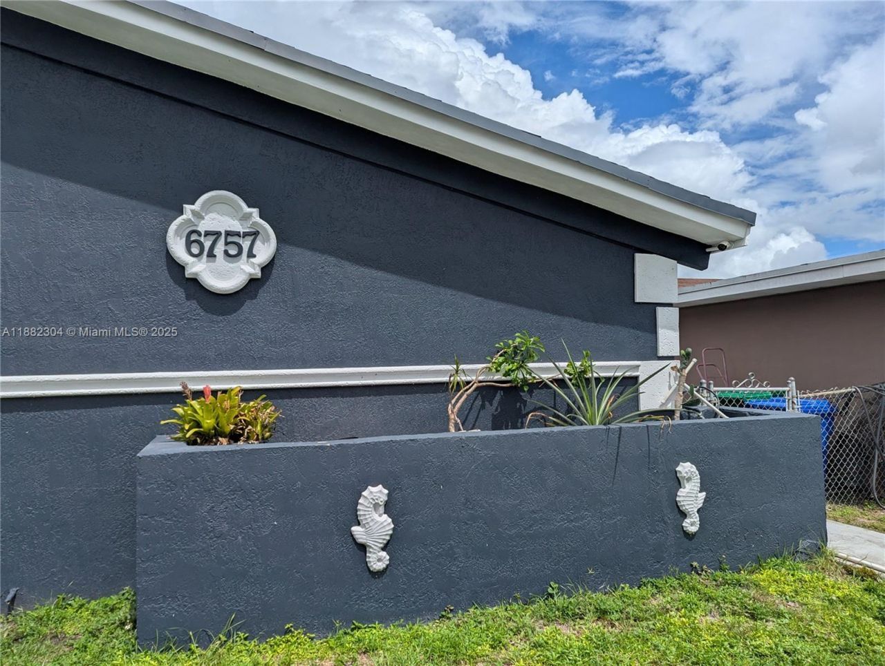 6757 Rose Dr, Miramar, FL 33023 Photo
