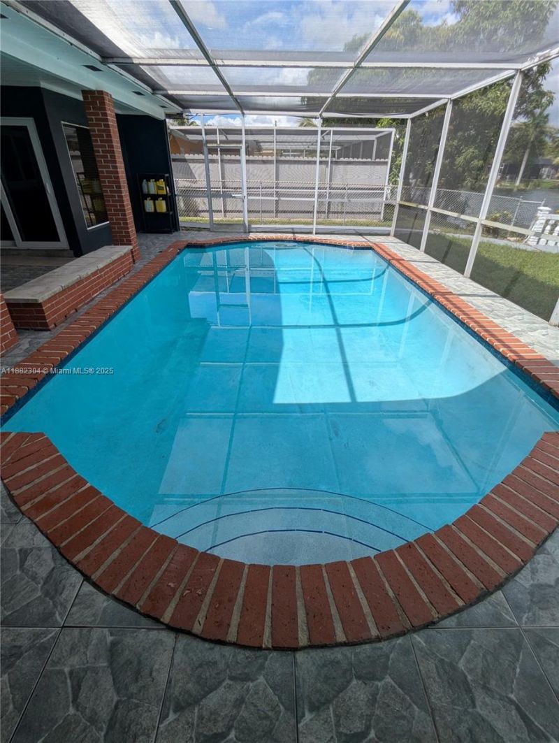 6757 Rose Dr, Miramar, FL 33023 Photo