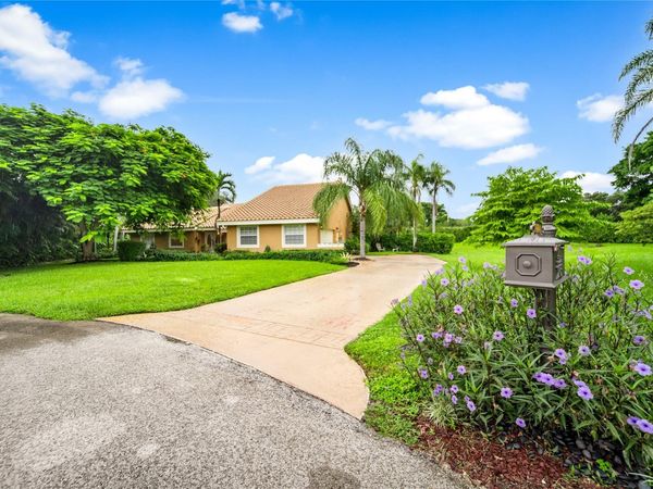 7604 Lexington Lane, Parkland, FL 33067