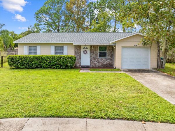 2854 NEWCOMB COURT, ORLANDO, FL 32826