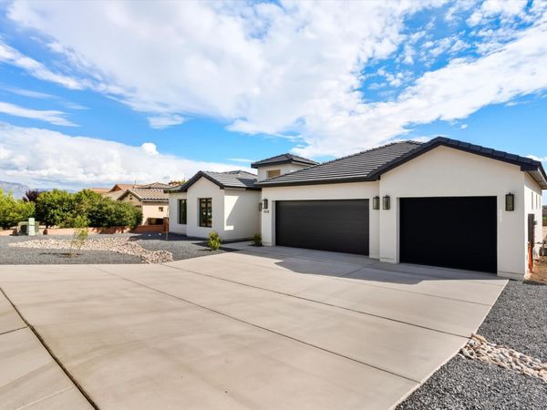 1518 20TH Avenue SE, Rio Rancho, NM 87124