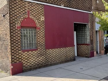 1607 Broadway Street, East Chicago, IN 46312