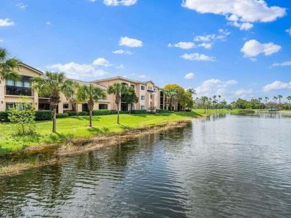 2725 Anzio Court, Unit 102, Palm Beach Gardens, FL 33410